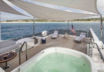 Sharon Lee yacht charter lifestyle
                        