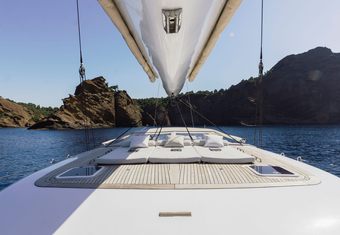 Vaimiti yacht charter lifestyle
                        
