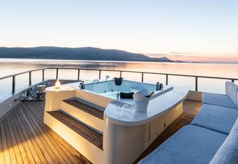 Calm Down yacht charter lifestyle
                        