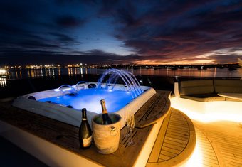 Irama yacht charter lifestyle
                        
