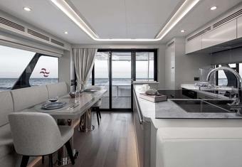 Norman's T4 yacht charter lifestyle
                        