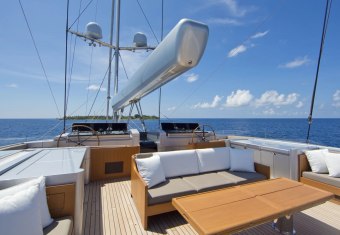 Vertigo yacht charter lifestyle