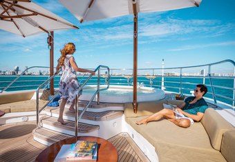 Sorrento yacht charter lifestyle
                        