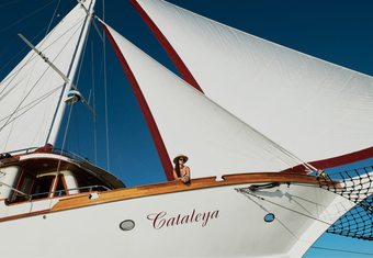 Cataleya yacht charter lifestyle
