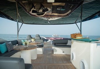 Aarna yacht charter lifestyle
                        