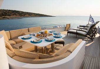 Oceane II yacht charter lifestyle
                        