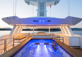 Fortuna yacht charter lifestyle
                        