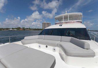 Paulasea yacht charter lifestyle
                        