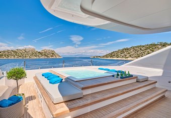 Maestro yacht charter lifestyle