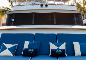 Seafari yacht charter lifestyle