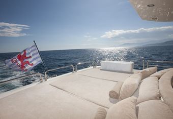 Ordisi yacht charter lifestyle
                        