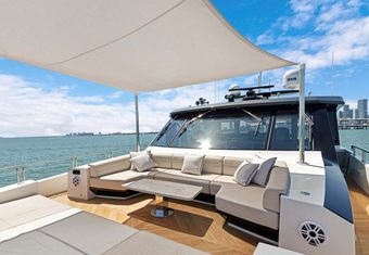 Make Big Happen yacht charter lifestyle
                        