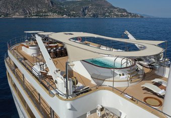Sherakhan yacht charter lifestyle
                        