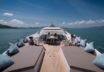 Dolce Vita yacht charter lifestyle
                        