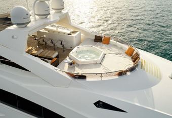 Katariina I yacht charter lifestyle