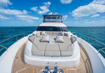 Kaos yacht charter lifestyle
                        