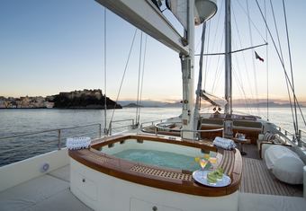 Antara yacht charter lifestyle