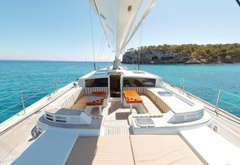 Yquem yacht charter lifestyle
                        
