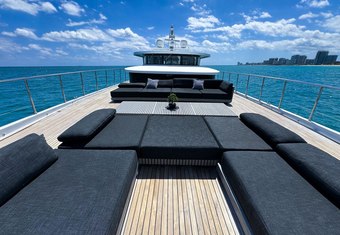 Privilege yacht charter lifestyle
                        