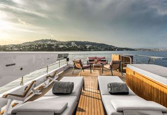 Araok II yacht charter lifestyle
                        