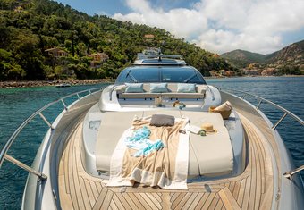Soul yacht charter lifestyle
                        