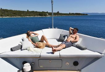 Anavi yacht charter lifestyle
                        