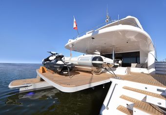 Blue Belly yacht charter lifestyle
                        