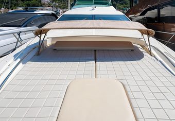 Forever Rosanna yacht charter lifestyle
                        