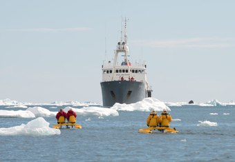 Polarfront yacht charter lifestyle
                        