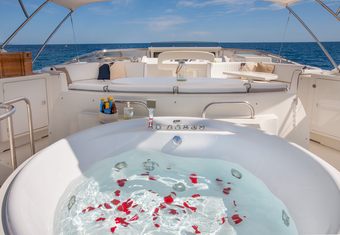 White Fang yacht charter lifestyle
                        