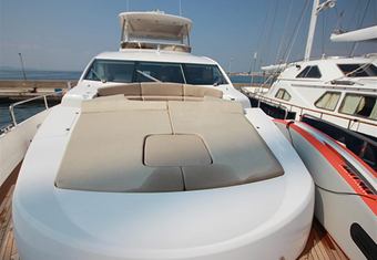 Splashed Out yacht charter lifestyle
                        