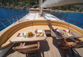 Prenses Bugce yacht charter lifestyle
                        