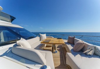 Wonder yacht charter lifestyle
                        