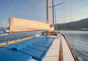 Thalassa yacht charter lifestyle