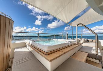 Senses yacht charter lifestyle
                        