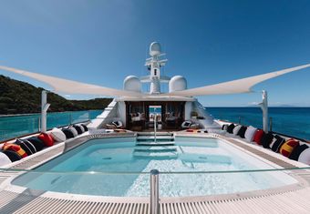 Flag yacht charter lifestyle
                        