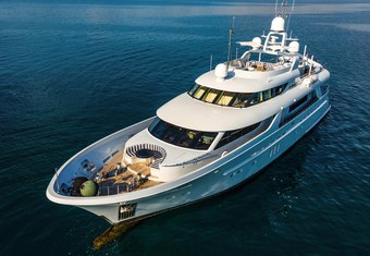 La Stella Dei Mari yacht charter lifestyle