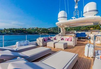 Morning Star yacht charter lifestyle
                        