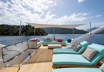 Astarte yacht charter lifestyle