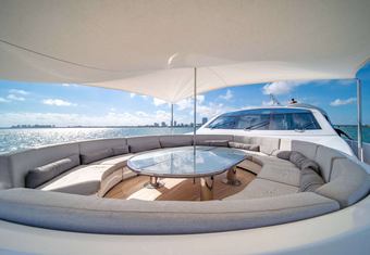 Double Shot yacht charter lifestyle
                        