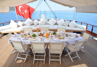 Papa Joe yacht charter lifestyle