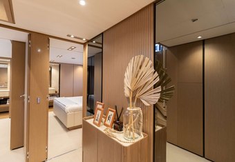 Karma yacht charter lifestyle
                        