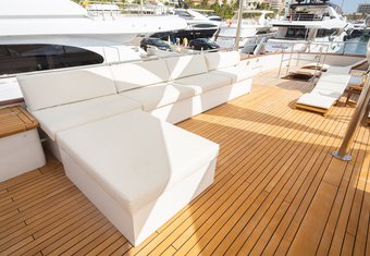 Spirit of MK yacht charter lifestyle
                        