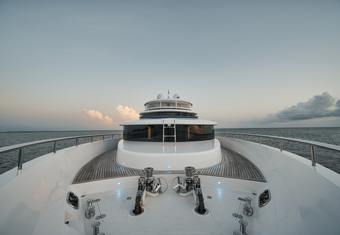 She's A Peach yacht charter lifestyle
                        