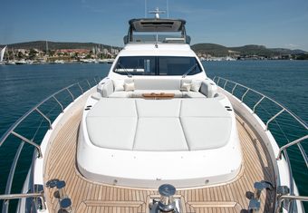 Prewi yacht charter lifestyle
                        