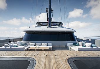 Grey B yacht charter lifestyle
                        