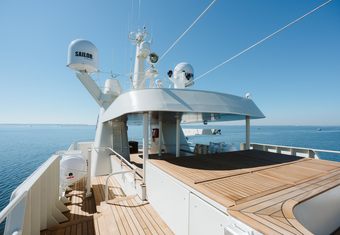 Scintilla Maris yacht charter lifestyle
                        