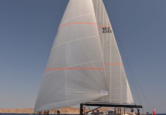 PH3 yacht charter lifestyle
                        