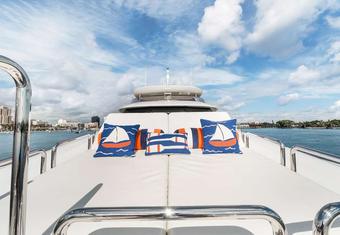 Lucky Lady yacht charter lifestyle
                        