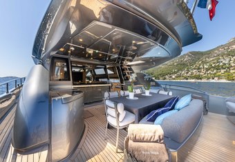 Silver Breeze yacht charter lifestyle